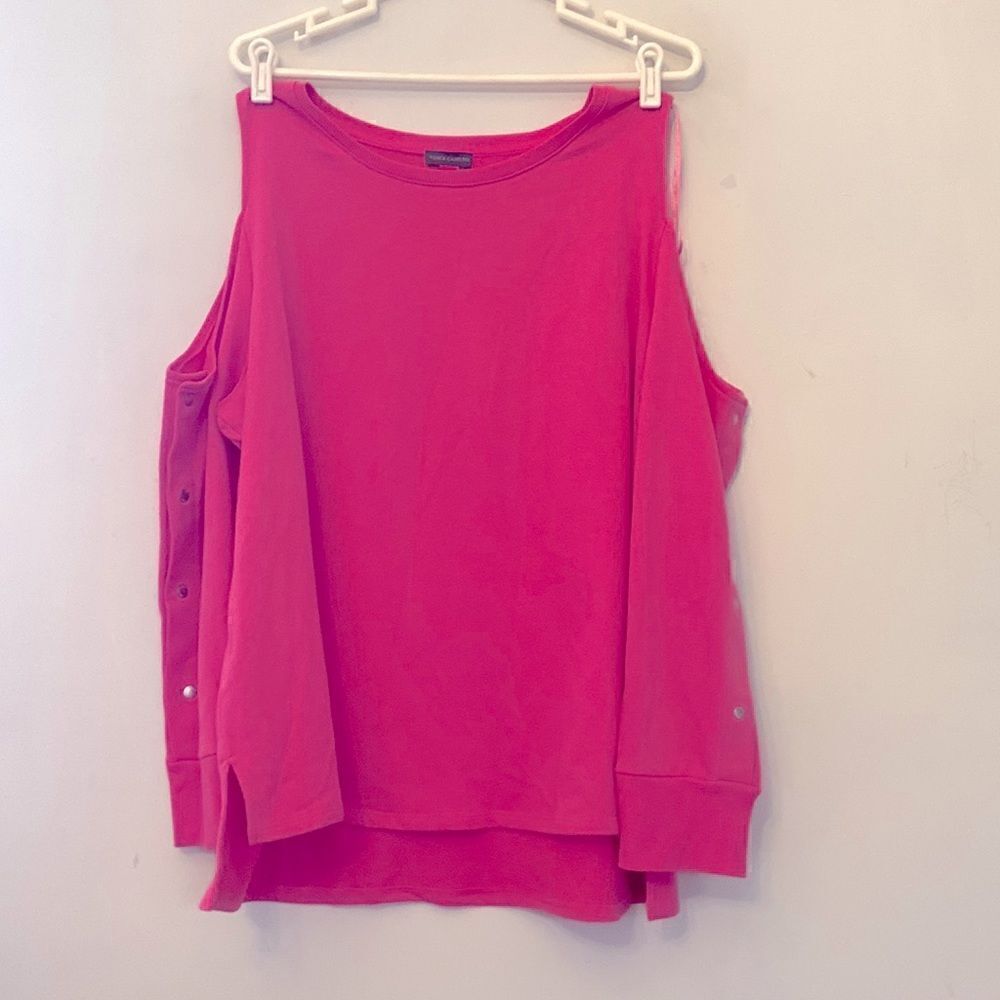 Vince Camuto hot pink cold shoulder sweatshirt  Size 2 X New
